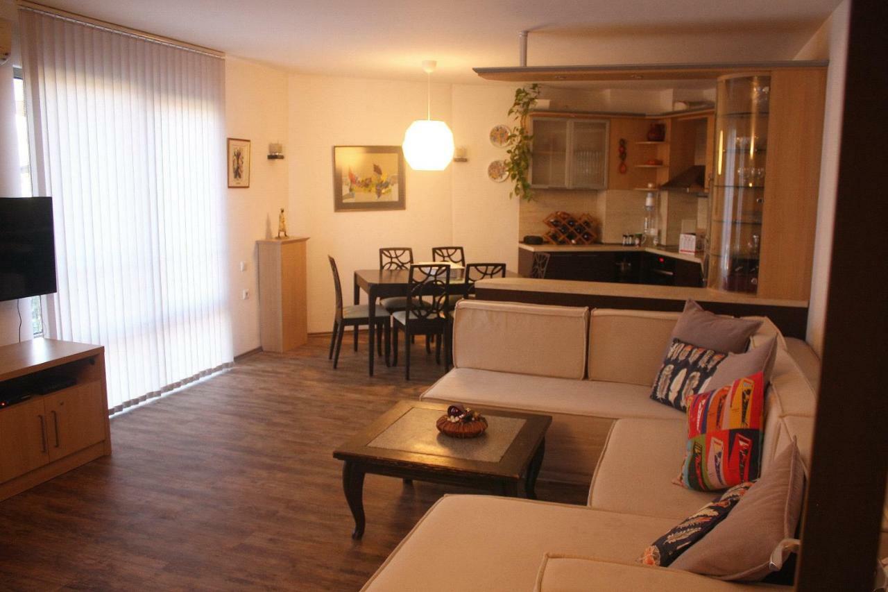Central Square Apartment Płowdiw Zewnętrze zdjęcie